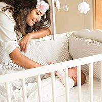 Babafészek rácsvédőként a kiságyba: Vásároljunk vagy készítsünk otthon?