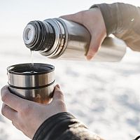 A legjobb termoszok kávéra és teára? Az értékelések és a tesztek segítenek a választásban!