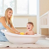 A Shnuggle babakád értékelései kiválóak. Próbálják ki Önök is!