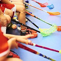 A legjobb floorball ütők: Hogyan válasszuk ki a megfelelő méretet a gyerekeknek?