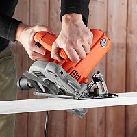 Elektromos fűrészek - szablyafűrész, körfűrész, szúrófűrész