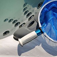 A jakuzzi vizének karbantartása. Milyen vegyszerekkel találkozhatunk?