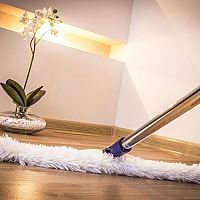 Hogyan válasszuk ki a legjobb felmosót laminált padlóra?