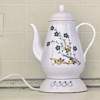 A legszebb kerámia gyorsforralók viszonylag olcsóak. Az értékelések a Concept, Sencor és Orava termékeit dicsérik