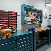 Milyen asztalt válasszunk a műhelybe? Letörölhető gyalupad vagy összecsukható asztal legyen?