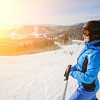Hogyan válasszunk sísisakot? A teszt és a vélemények alapján megtudhatjuk, melyek a legjobbak