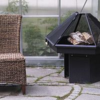 Készíthet vagy vásárolhat hordozható fém kerti tűzhelyet grillel vagy anélkül.